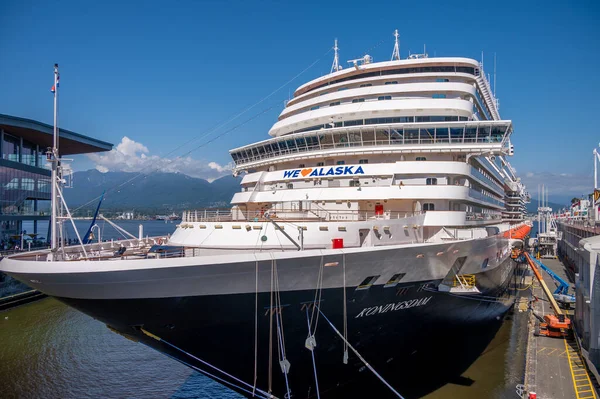 Vancouver Columbia Británica Mayo 2023 Crucero Holland America Cargando Para —  Fotos de Stock