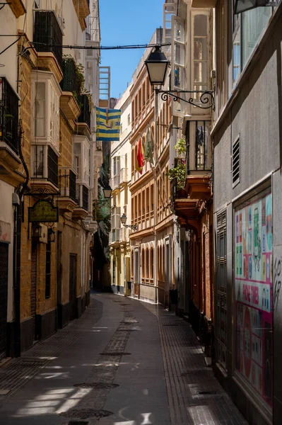 카디스 스페인 2023년 23일 카디스의 타운의 아름다운 거리와 — 스톡 사진