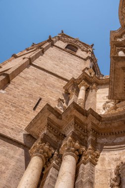 Valencia, İspanya - 25 Temmuz 2023: Güzel Valencia Katedrali, Çaresiz Virgen Bazilikası.