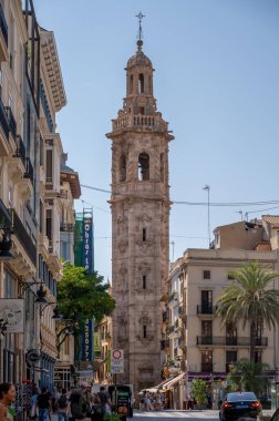 Valencia, İspanya - 25 Temmuz 2023: Valencia, İspanya 'da güzel bir mimari.