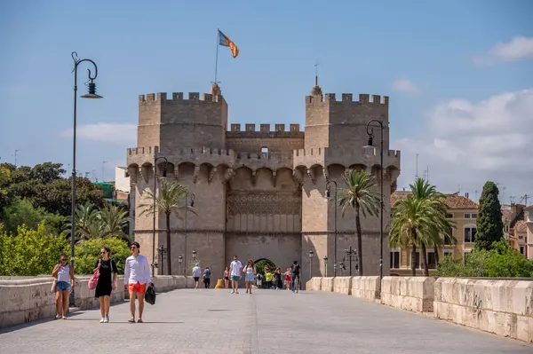 Valencia Spanien Juli 2023 Den Antika Stadsmuren Port Utkanten Valencias Stockbild