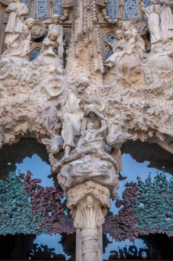 Barselona, İspanya - 27 Temmuz 2023: Barcelona 'daki Sagrada Familia kilisesinin ayrıntıları.