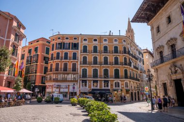 Palma de Mallorca, İspanya - 28 Temmuz 2023: Palma Plaza 'nın güzel manzaraları ve mimarisi.