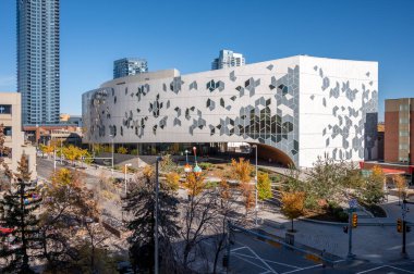 Calgary, Alberta - 9 Ekim 2023 Calgary Halk Kütüphanesi 'nin ana şubesi..