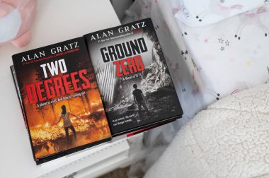 Calgary, Alberta - 16 Şubat 2024: Alan Gratz 'ın 