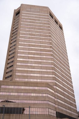 Calgary, Alberta - 4 Mayıs 2024 Calgary 'deki bir ofis kulesinin detayları.