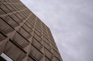 Calgary, Alberta - 4 Mayıs 2024: Calgary 'deki Rocky Mountain Plaza' nın Detayları.