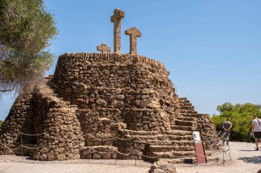 Barselona, İspanya - 2 Ağustos 2024: Barcelona, İspanya 'da Park Guell' de Cazibe,