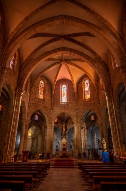 Valencia 'nın Santa Catalina Kilisesi' nin içi ve güzel Eski Şehir Bölgesi Kulesi..