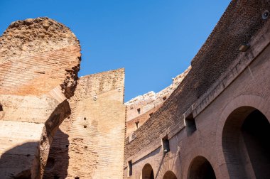 Antik Roma İmparatorluğu 'nun Kolezyum' unun iç yapısına bakış.