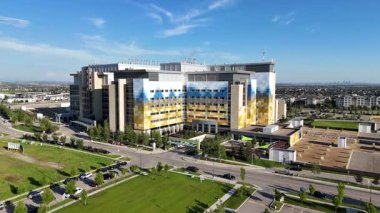 Calgary, Alberta 'daki Güney Sağlık Kampı' nın hava görüntüsü..