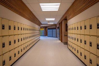 Calgary, Alberta - 7 Nisan 2025: Calgary Üniversitesi Bilim Binası.