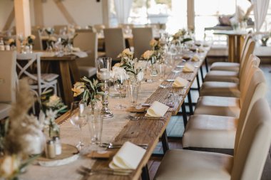 Düğün masası süsleme töreni çiçekleri. Yüksek kalite fotoğraf