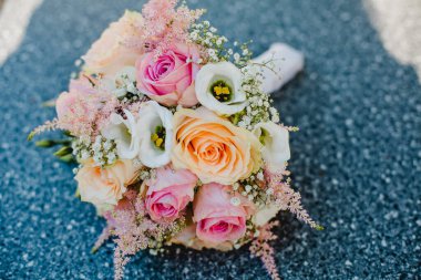 Çiçekli gelin buketi seremonisi. Yüksek kalite fotoğraf