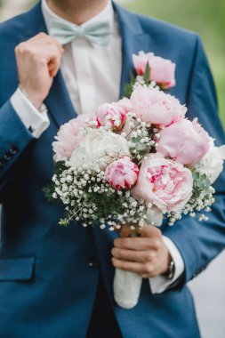 Gelin buketi nikahı damat. Yüksek kalite fotoğraf