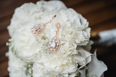 Gelin buketi nikahı damat. Yüksek kalite fotoğraf