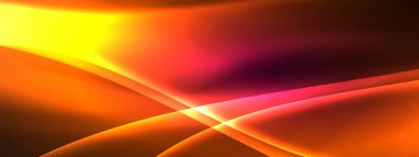 Morun, kehribarın ve turuncunun canlı renkleri alacakaranlıktaki güzel bir gökyüzünü andıran koyu bir arka plana karşı renkli bir ışık hüzmesi yaratır.