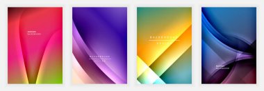 Yumuşak ışıklandırma, katmanlı kıvrımlar ve zarif akış içinde çapraz formlar içeren kırmızı, mor, sarı ve mavi tonlarda dört soyut poster seti