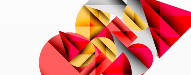 Soyut geometrik bileşim. Kırmızı, altın, gri şekiller üst üste biniyor, dinamik görsel efekt yaratıyor. Modern tasarım elemanları.