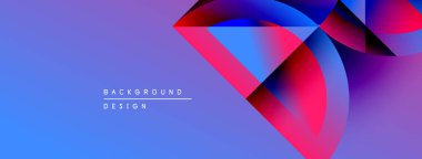Soyut geometrik şekiller canlı mavileri, morları, kırmızıları harmanlarlar. Gradyan arka plan dinamik görsel efekt yaratır. Mevcut en küçük metin.