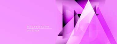 Soyut pembe geometrik tasarım. Üst üste binen üçgenler dinamik görsel efekt yaratır. Çeşitli projeler için modern arkaplan.