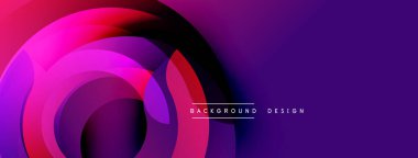 Soyut katmanlar dinamik mor, pembe gradyan oluşturur. Arka planlar ve sunumlar için modern tasarım öğesi. Pürüzsüz şekiller örtüşür.