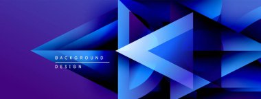 Soyut geometrik şekiller dinamik mavi mor gradyan arkaplan oluşturur. Modern tasarım elementleri teknoloji ve yenilik öneriyor.
