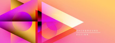 Soyut geometrik şekiller örtüşür, canlı gradyanlar yaratır. Turuncu, pembe, mor renkler tasarımda baskın. Modern estetik.