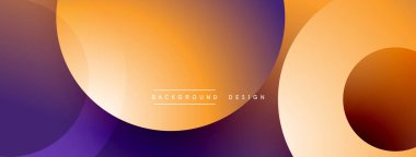 Soyut sıvı şekilleri turuncu ve mor renkleri harmanlıyor. Modern tasarım üst üste binen daireler, gradyanlar içerir. Minimalist estetik dinamik görsel etki yaratır.