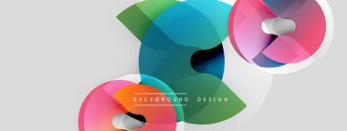 Soyut renkli şekiller örtüşür, dinamik bileşim yaratır. Yumuşak eğimler, modern tasarım elementleri mevcut. Arkaplan açık gri.