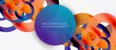 Soyut çemberler çakışıyor, canlı gradyanlar yaratıyor. Modern tasarım mor, turuncu, mavi renklere sahiptir. Minimalist arka plan temiz estetik sunar.
