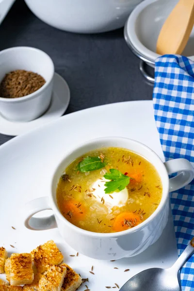 Leckere Altpolnische Kümmel Suppe Mit Sahne — Stockfoto