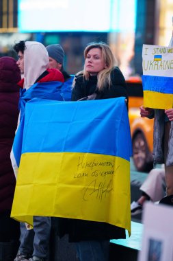 Rusya 'nın Ukrayna' ya karşı savaşının üçüncü yıldönümü için kurbanlar ve küresel adaletin yokluğu üzerine kurulmuş bir kurulum..