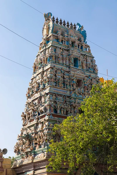 Прекрасний Вид Барвисту Гопуру Храм Баламбіка — стокове фото