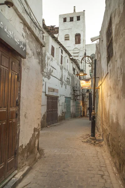  Suudi Arabistan 'ın Jeddah şehrinde 16 Şubat 2019 Eski şehir Jeddah Suudi Arabistan' da Tarihi Jeddah olarak bilinir. Jeddah Balad Suudi Arabistan 'da sokak manzarası 