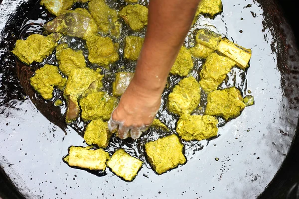 stock image shallow Frying fish slices in the hot oil