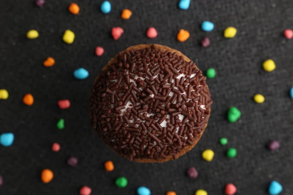 Çikolatalı kurabiye, çikolatalı bisküvi.