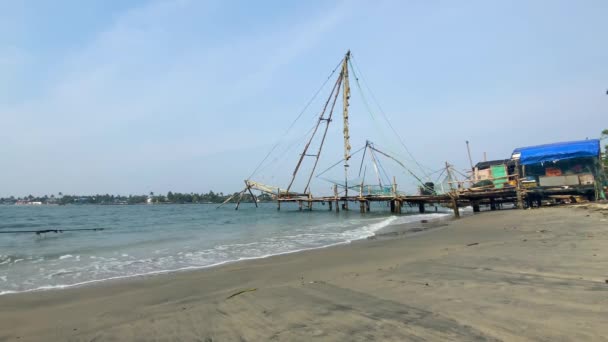 Chinesisches Fischernetz Bei Sonnenaufgang Cochin Kerala Indien Berühmtes Wahrzeichen Fort — Stockvideo