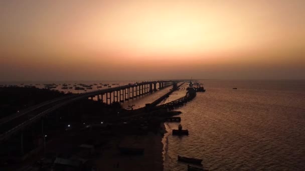 Flygfoto Över Pamban Bridge Indiska Järnvägen Spak Havsbro Rameswaram Dhanushkodi — Stockvideo