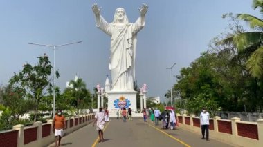 Velankanni, Tamil Nadu, Hindistan 16 Mart 2022 İsa 'nın Kutsal Kalbi heykeli Velankanni Kilisesi Güney Hindistan, Tamil Nadu. Ya da Vailankanni Leydimiz. Bu Katolik Kilisesi Nagapattinam kıyısında yer almaktadır.