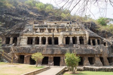 Hindistan'da Vijayawada city yakınındaki tarihi Undavalli mağaralar