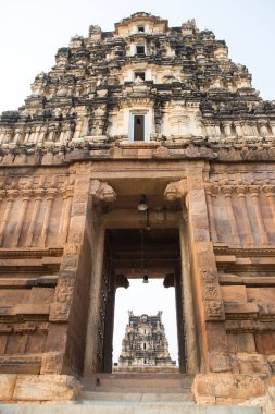 Andhra Pradesh Hindistan 'daki Kadapa' daki Vontimitta Kodanda Rama Bataklık Tapınağı 'nın mimari tasarımı