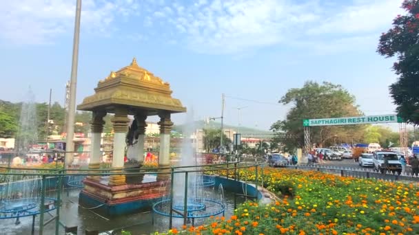 Tirupati Andhra Pradesh Indien März 2022 Garuda Kreis Tirupati Balaji — Stockvideo