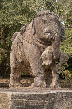 Hindistan 'ın Odisha kentindeki Antik Hint mimarisi Konark Güneş Tapınağı. Bu tarihi tapınak 13. yüzyılda inşa edildi. Bu tapınak bir dünya mirası alanı..