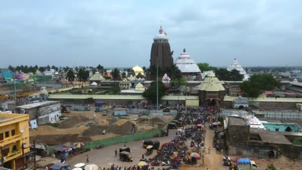 オーストラリア インド 2022年4月4日 インドの古代寺院ジャガナットプーリ インド オリッサ州プリの沿岸町でジャガナタスまたは主ヴィシュヌに捧げられた有名なヒンドゥー寺院 — ストック動画