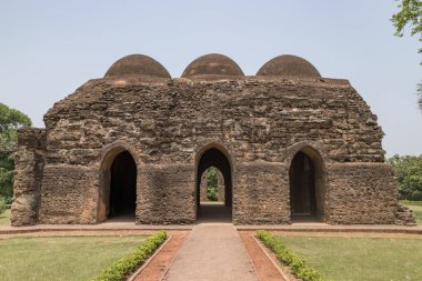 Lottan Mescidi, Hindistan 'ın batısında, Gaur' da 13. ve 16. yüzyıllarda Bengal 'in Müslüman nawabs' lerinin başkenti olan küçük bir caminin kalıntılarıdır..