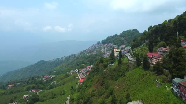 Vista Aérea Cidade Darjeeling Sobre Uma Montanha Nos Himalaias Dia — Vídeo de Stock