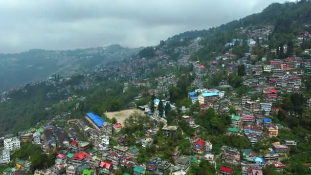 Aerial View Darjeeling City Mountain Himalayas Cloudy Day West Bengal — Stock Video