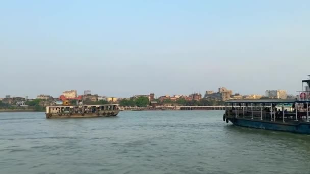 Kolkata West Bengal India Duben 2022 Trajekt Projíždějící Gangy Řeka — Stock video