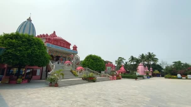 Gitalpara Siliguri Indie Zachodnie Kwietnia 2022 Iskcon Siliguri Hinduska Świątynia — Wideo stockowe